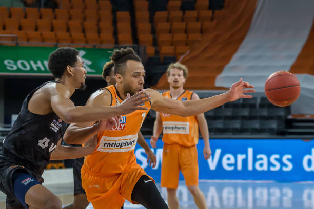 不仅稳住了 不仅稳住了